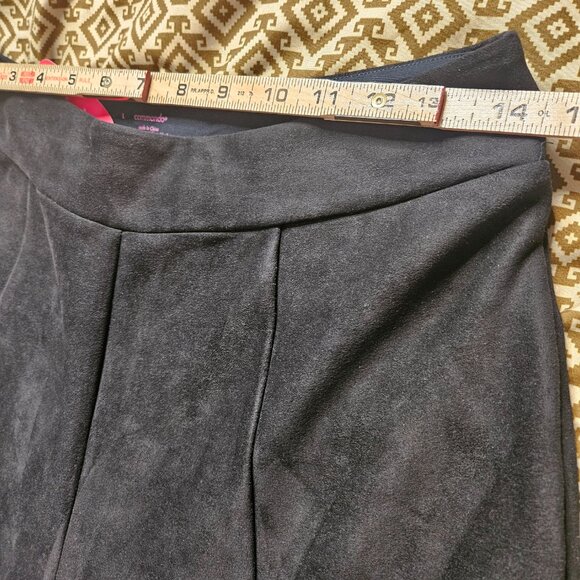 NWT COMMANDO FAUX SUEDE SPLIT FRONT Women's Pants SZ Large Black Pull On Stretch - Picture 5 of 9